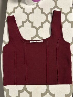 Zara crop top size small burgundy